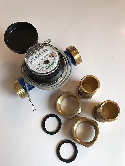 DAE AS320U-125P 1-1/4" Water Meter with Pulse Output, Measuring in Gallon + Coupling