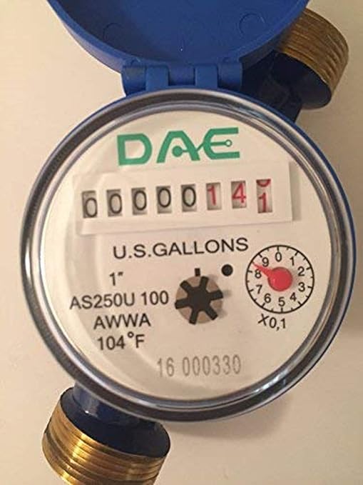 DAE AS250U-100 1" Water Meter, Measuring in Gallon + Couplings