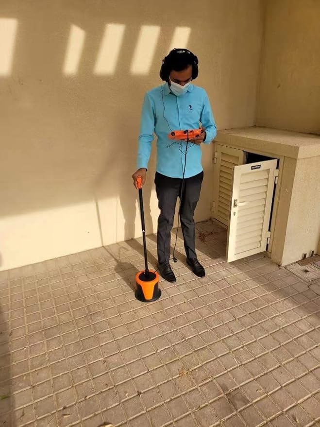PQWT L4000 Underground Water Leak Detectors Indoor Outdoor Wall Water Pipe Detector Machine Multi Sensor Acoustic Pipeline Leakage Detection Kit Noise Reduction Headphone Smart Touchscreen Carry Case