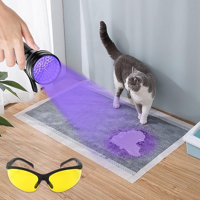 Auto Air Conditioner Leak Detector, Flashlight UV Oil Dye Leak Detection Kit AC Leak Detector Kit with Protective Glasses, AC UV Light Oil Dye Leak Test Detection Kit