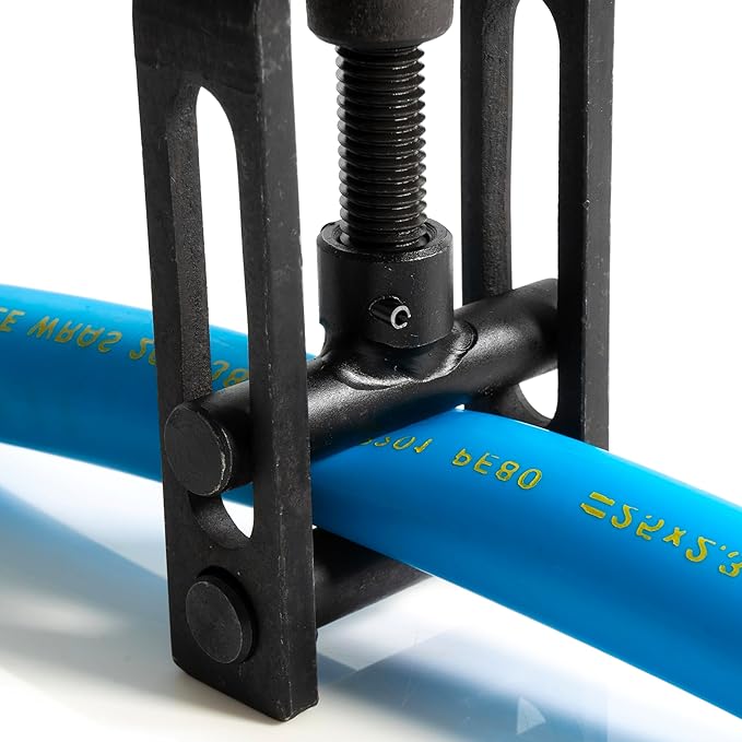 Pipe Squeeze-Off Tool for Plastic Tubing 0–1.26 in (0–32 mm) – Plumbing Steel Alloy Clamp for MDPE/PE/PEX Water Pipes & Main Feed Lines – Instantly Isolates Flow